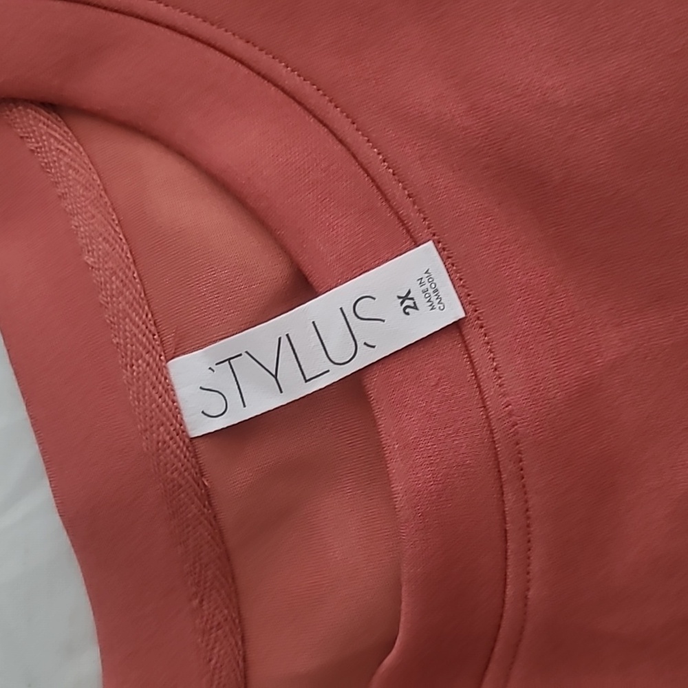 Stylus .. 2x .. crew neck .. Fire Coral - Picture 2 of 5